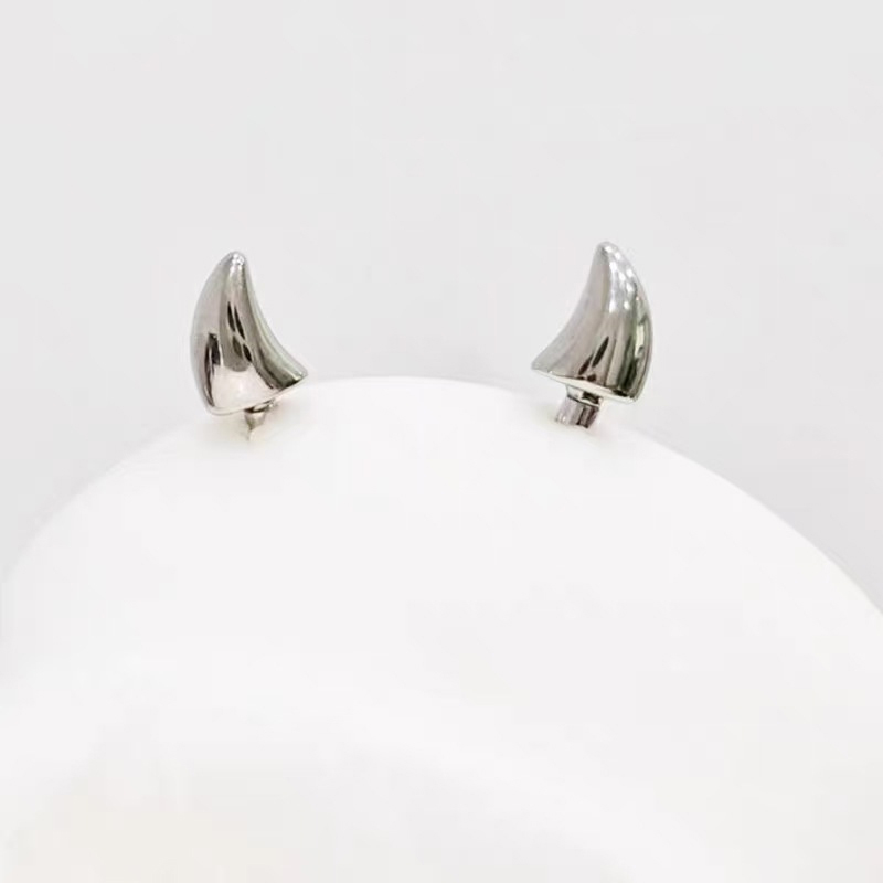 핫세일 귀여운 악마 뿔 피어싱 귀걸이 여성 남성 고딕  - Men'S Accessories Jewelry Sale 리뷰 및 가격